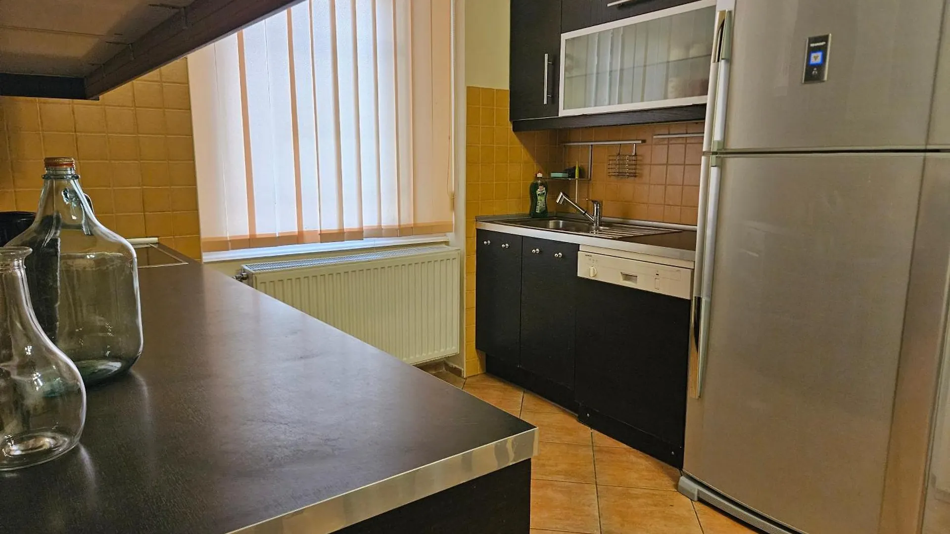 Cozy Apartment And Rooms Near Kalvin Square Budapest