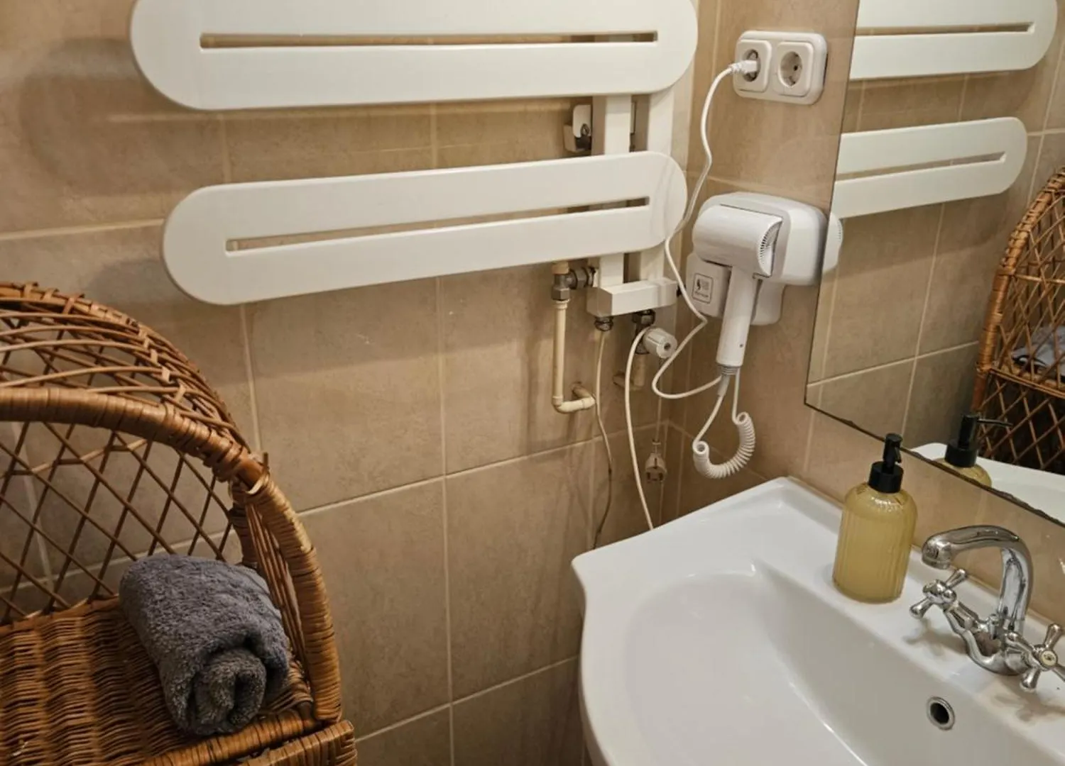 Cozy Apartment And Rooms Near Kalvin Square Budapest 0*,  Hungary