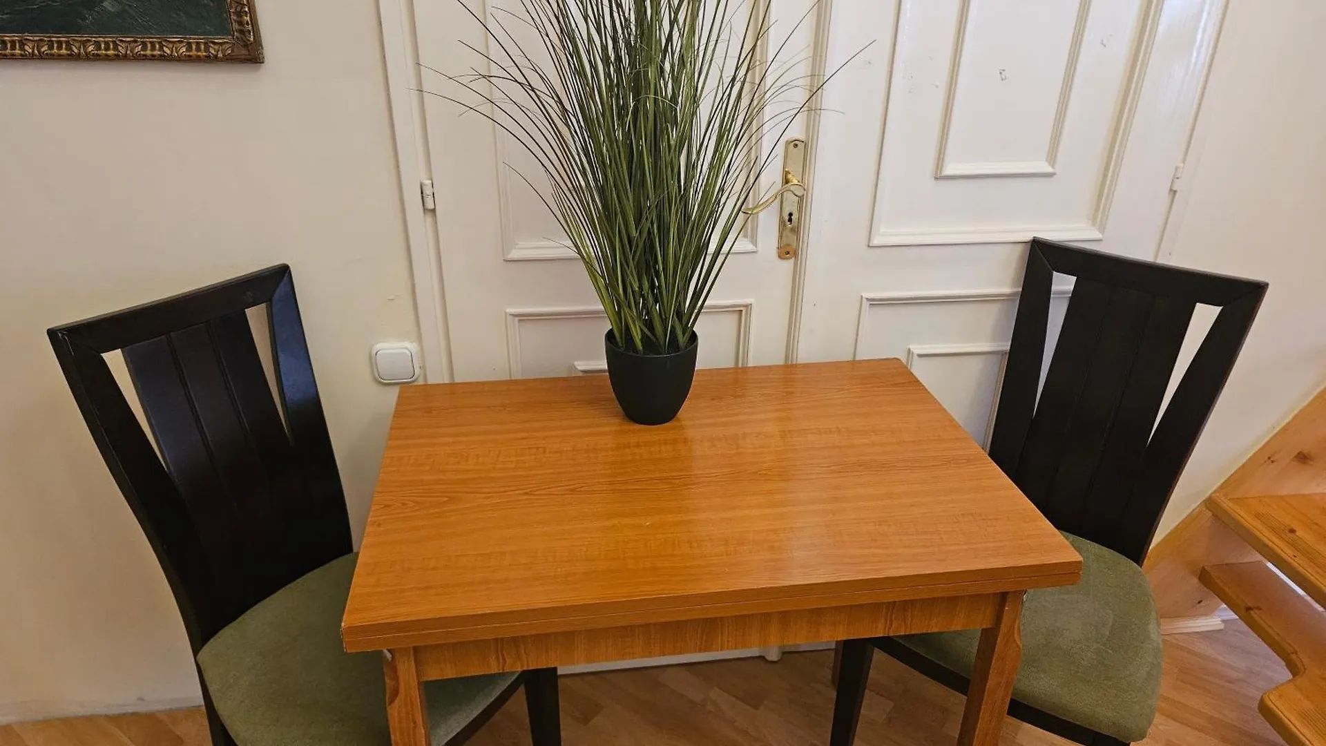 Cozy Apartment And Rooms Near Kalvin Square Budapest Hungary