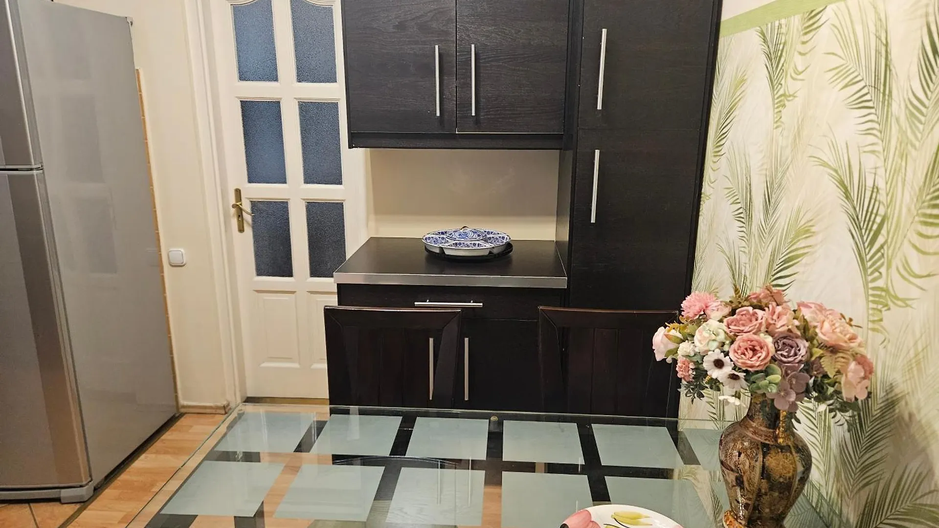 Cozy Apartment And Rooms Near Kalvin Square Budapest