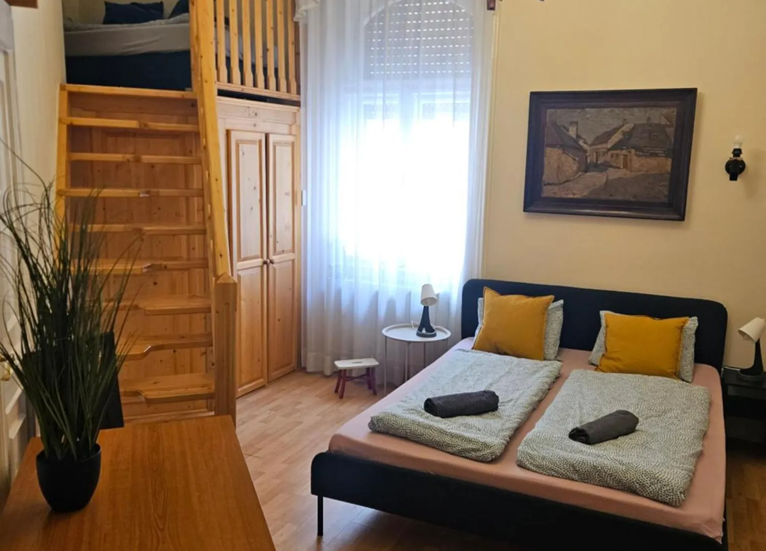 Cozy Apartment And Rooms Near Kalvin Square Budapest